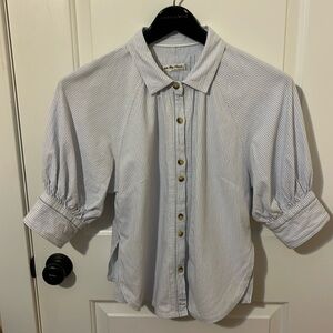 Absolutely adorable cotton bottom up. light blue pin stripes w/ detailed edging!